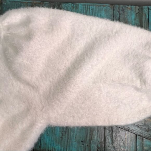 CALLAHAN Knitwear Cropped White Eyelash Balloon  Sleeve Sweater Size M - Picture 10 of 11